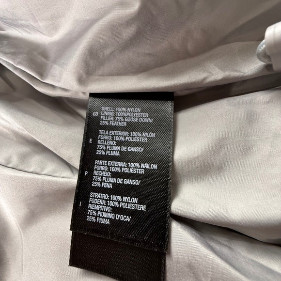 The North Face Womens Aconcagua 550 Down Insulated Puffer Vest Light Blue Medium - Picture 13 of 16